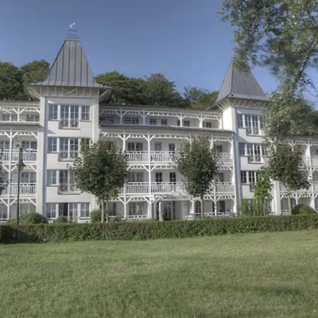 Seeschloss, App 05, Direkt An Der Strandpromenade, Toplage *