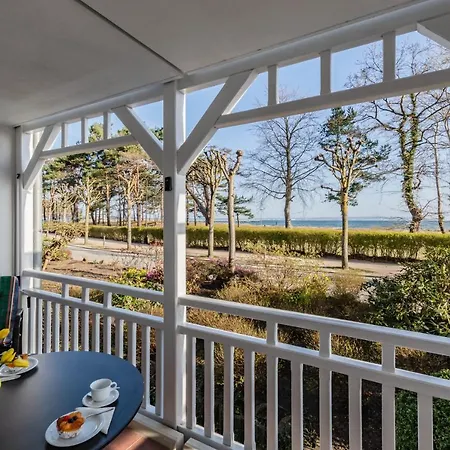 Seeschloss, App 05, Direkt An Der Strandpromenade, Toplage Binz